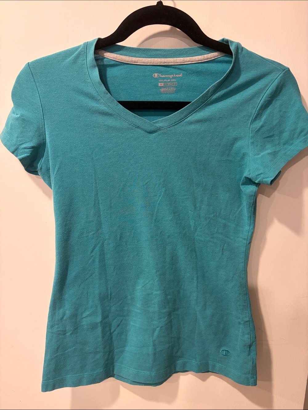 Champion Women's Short Sleeve V-Neck Tee - shirt Teal Blue small